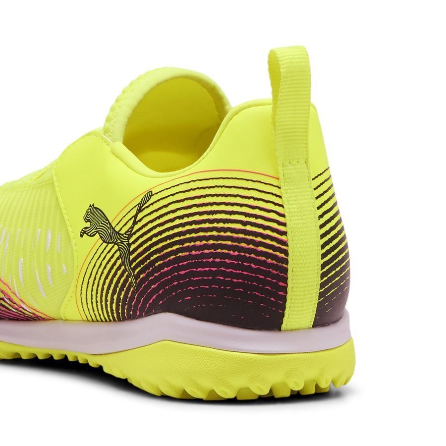 Puma FUTURE 8 MATCH TT  Mid Fußballschuhe ohne Schnürung
