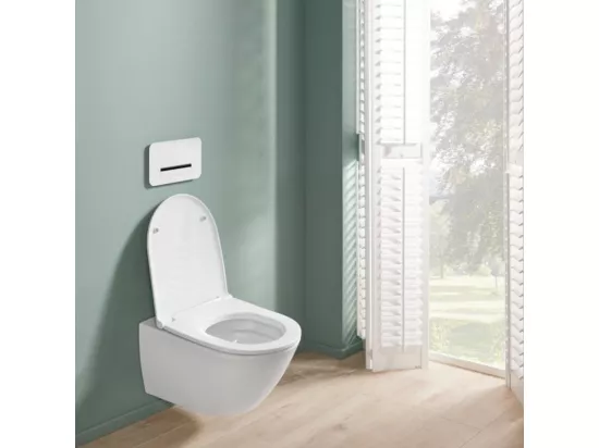 WC suspendu avec bride VILLEROY ET BOCH Universo TwistFlush blanc avec abattant