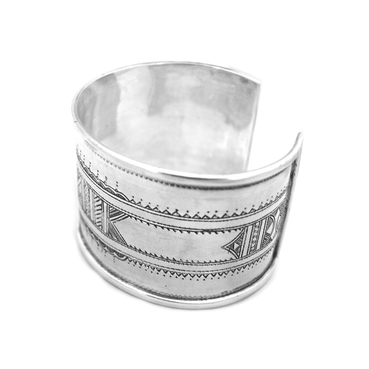 Beau Bracelet touareg, manchette large