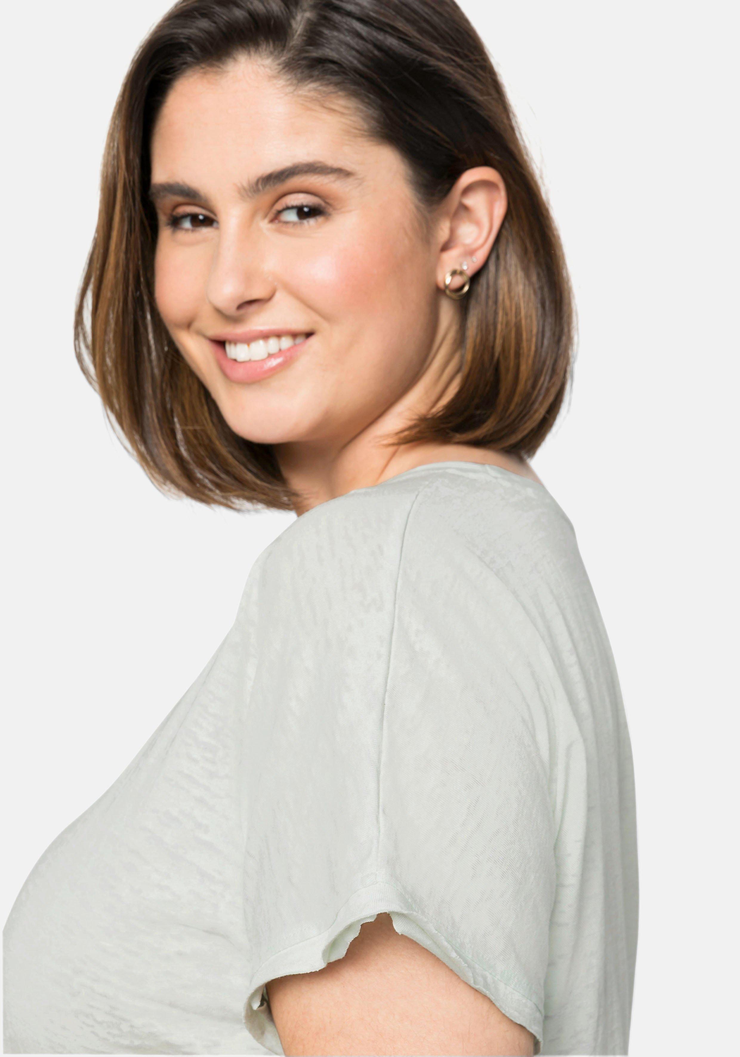 Shirt mit Ausbrennermuster, leicht transparent
