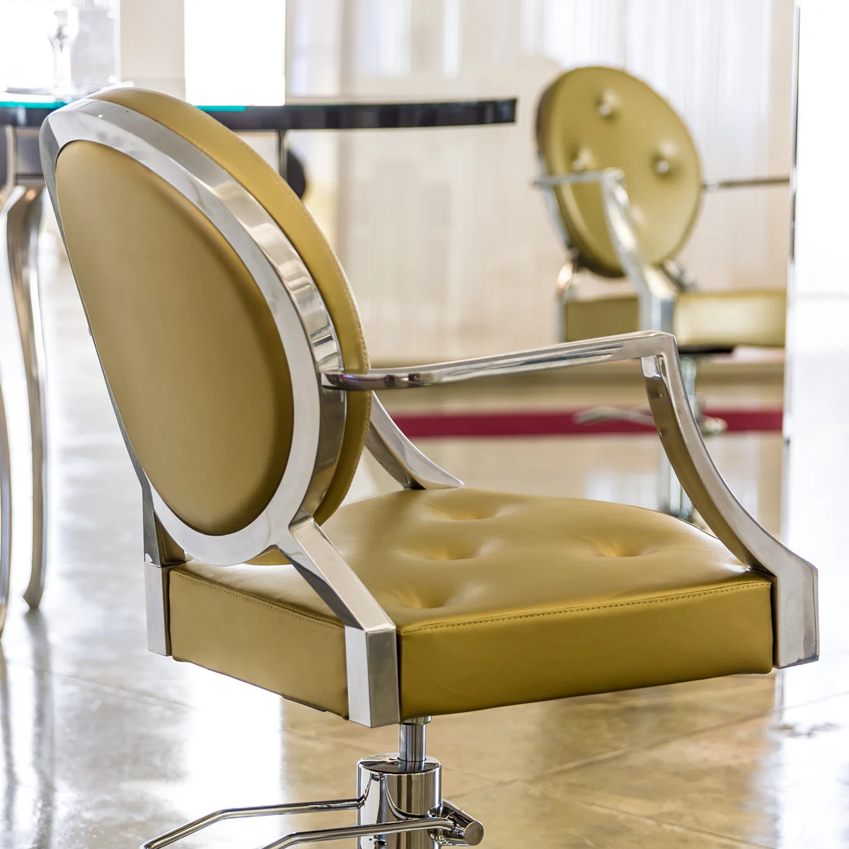Fauteuil POMPADOUR Capitonné Verres diamant