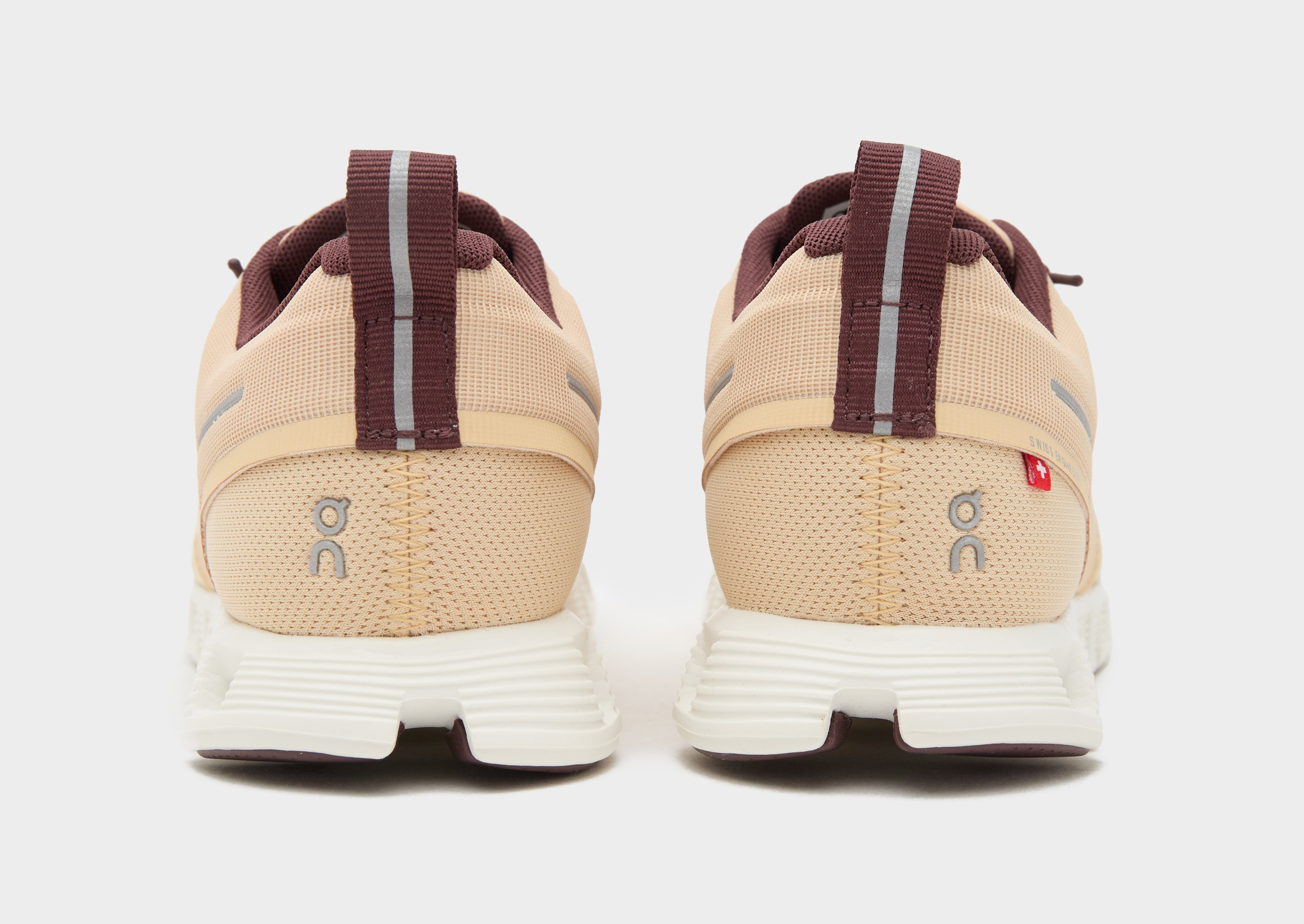On Running Cloud 5 Waterproof Femme