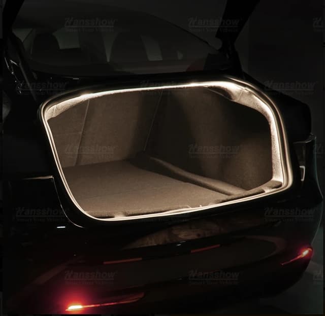 Hvid LED lysstribe til trunk