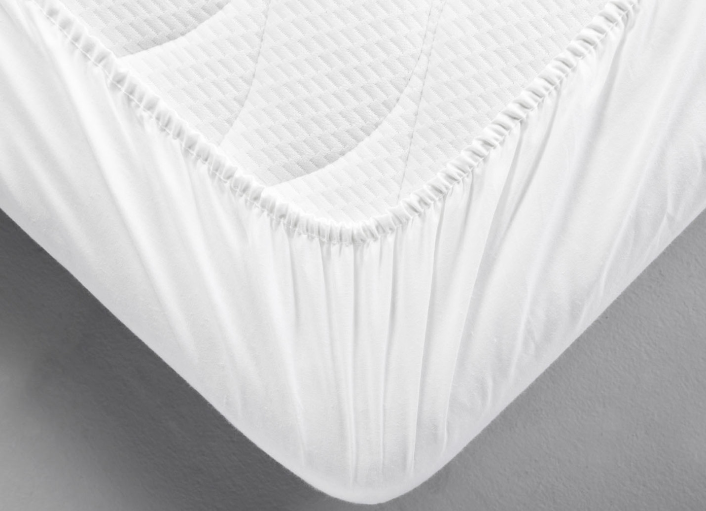 Saugfähiges und pflegeleichtes Molton-Stretch-Spannbetttuch von Dormisette