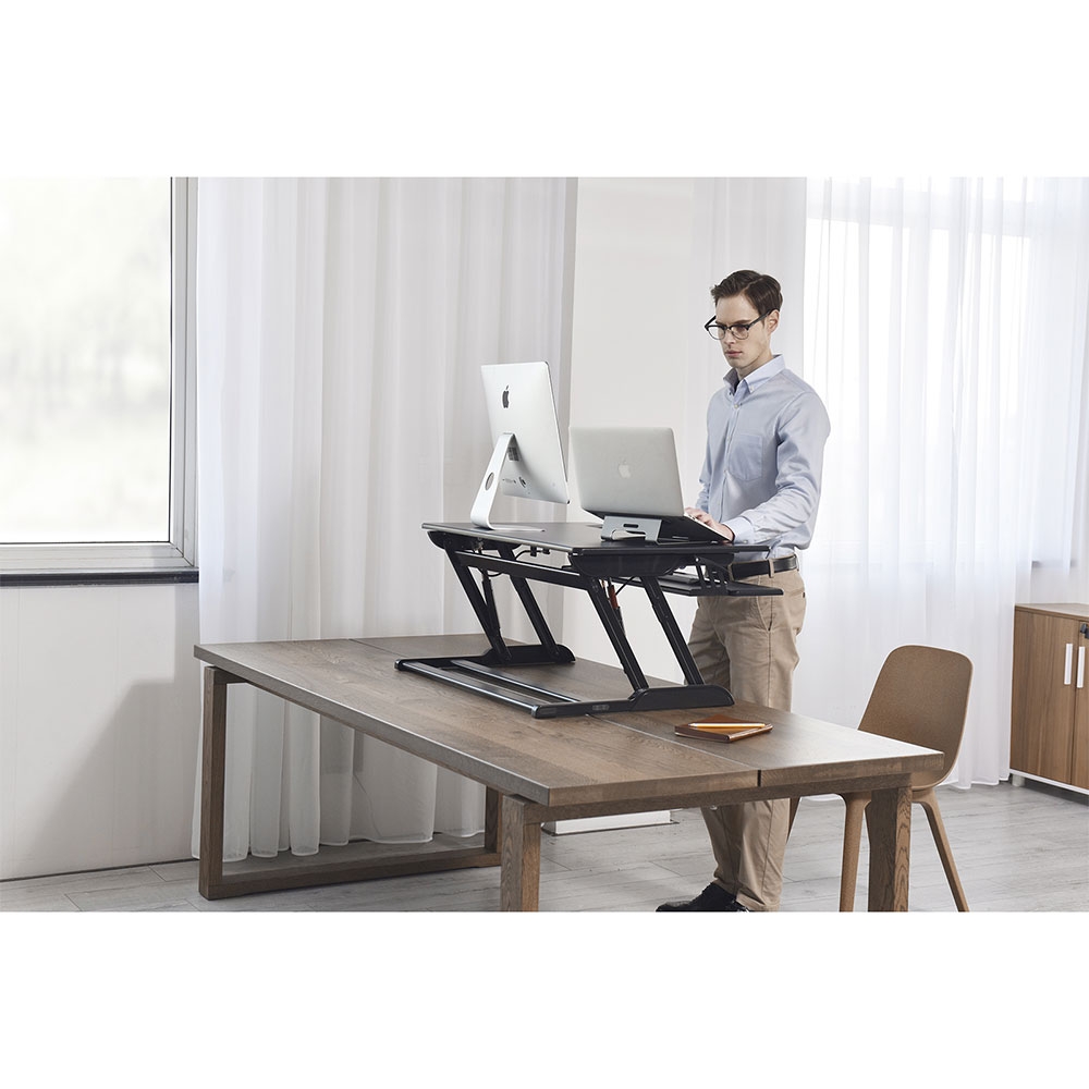 Sit Stand Höhenverstellbarer Alu Stehpult Tischaufsatz Ständer für Laptop / Monitore und Maus / Tastatur - Weiss