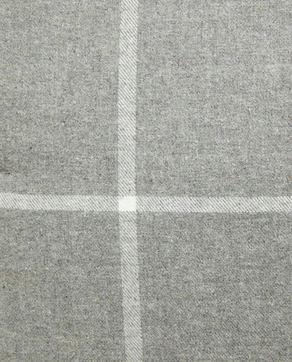 CAPA DE ALMOFADA DE FLANELA