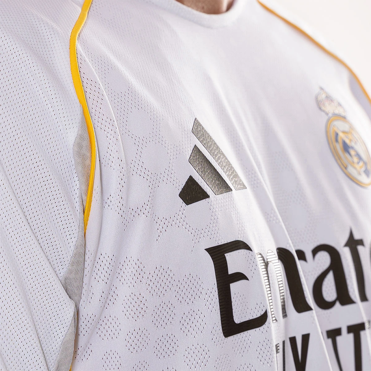 Camisola adidas Real Madrid Primeiro Equipamento Authentic 2025-2026