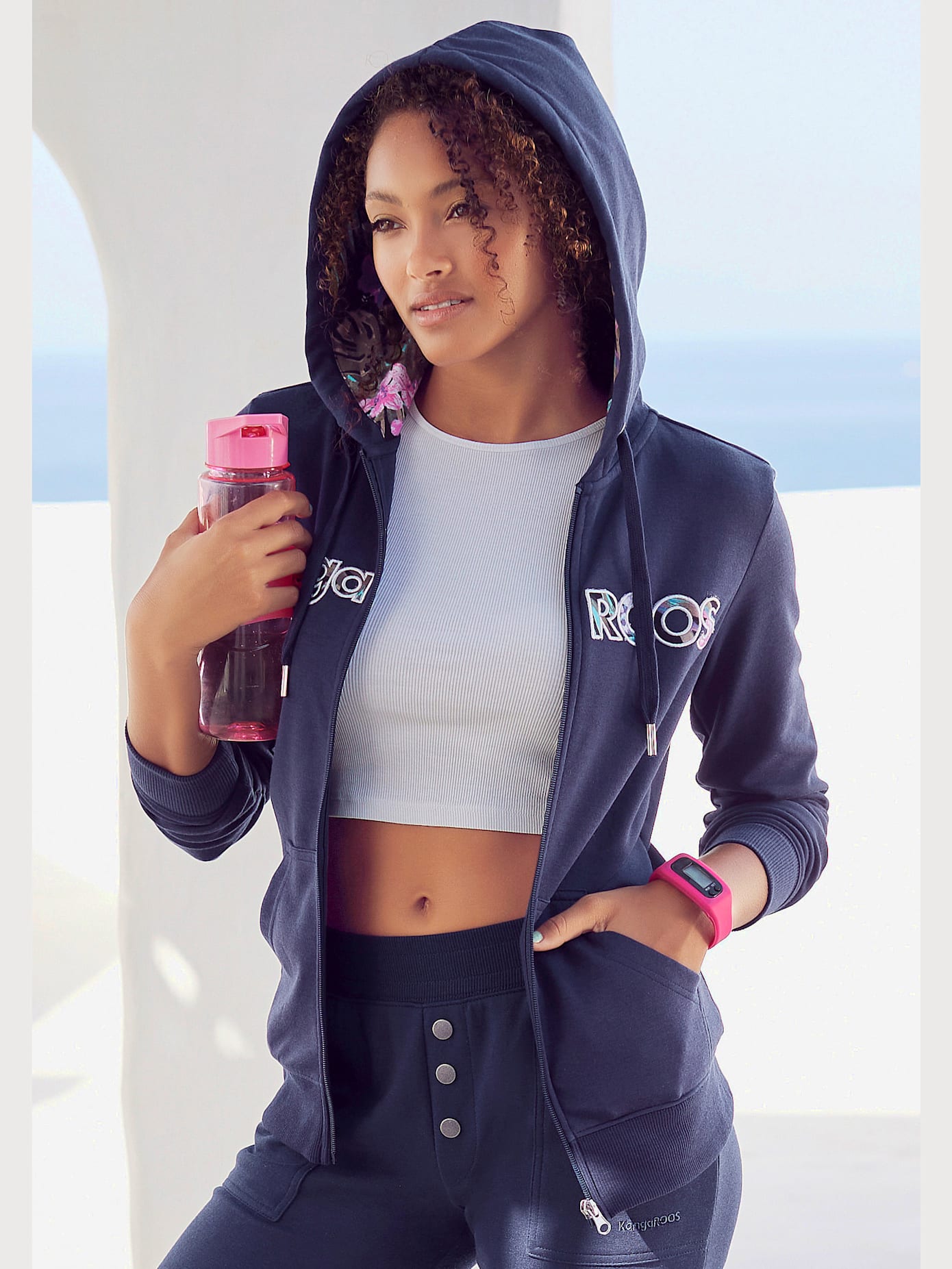Veste à capuche broderie kangaroos