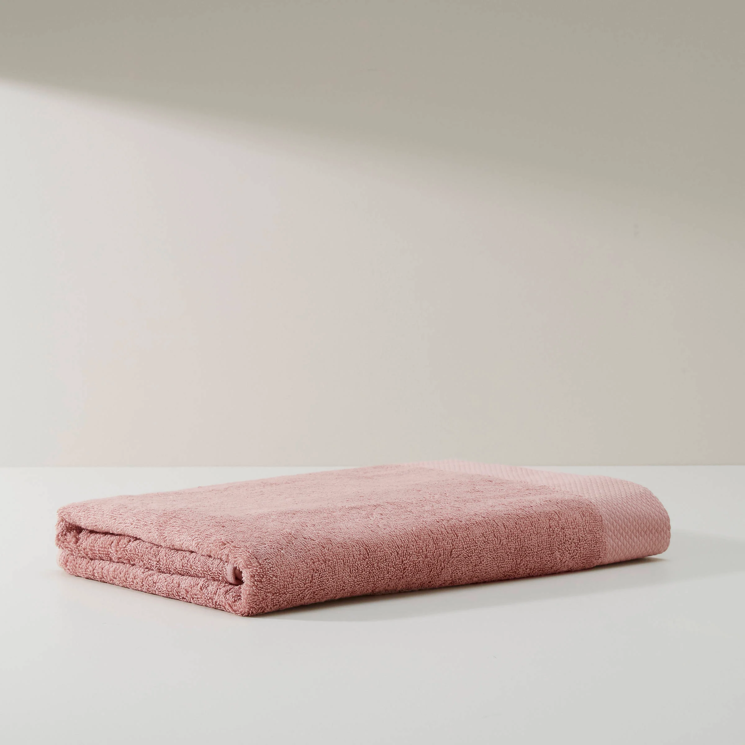 NOUS Living douchelaken roze (140x70 cm)