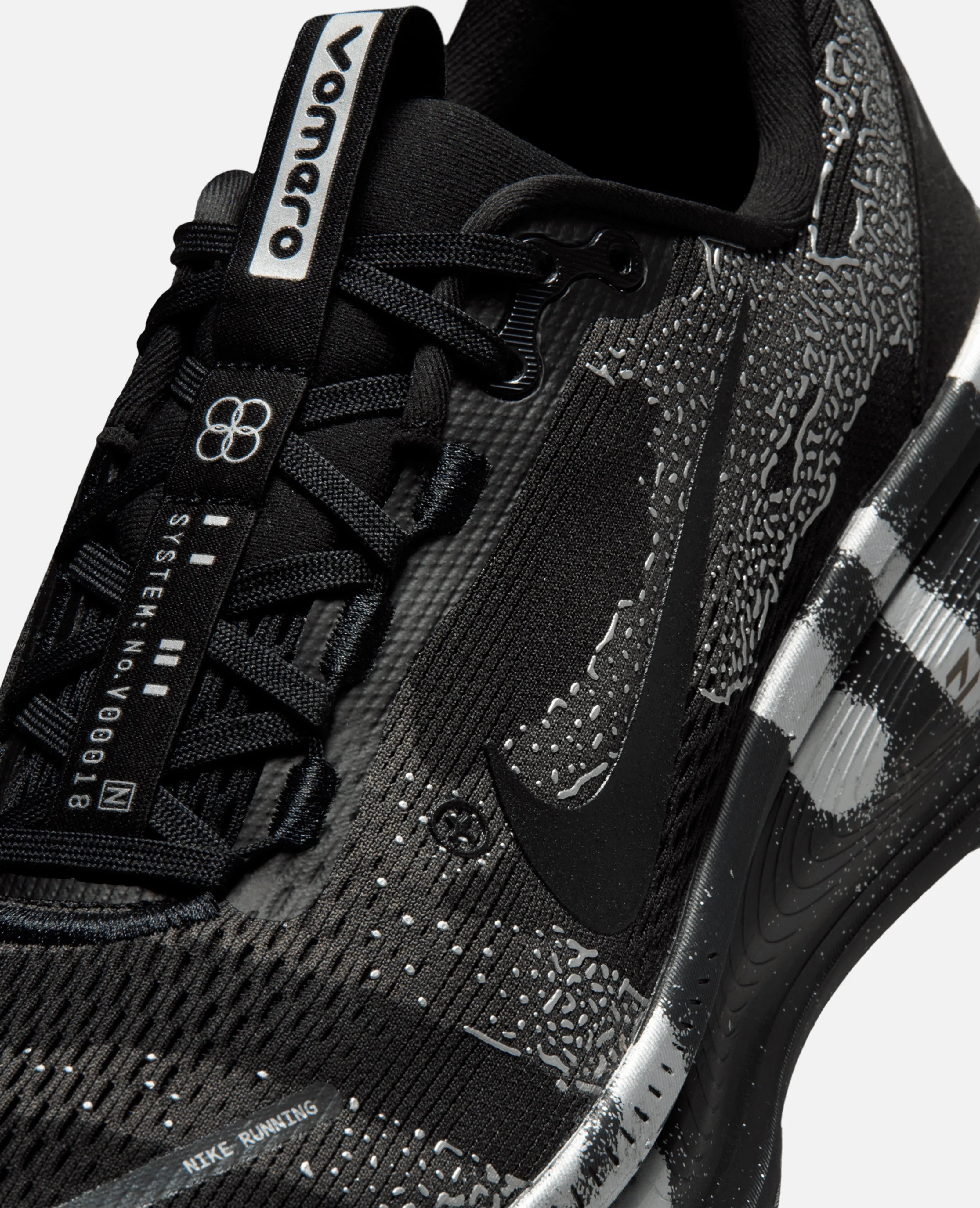 Nike Vomero 18 Disrupt (Iron Grey/Black-Light Smoke Grey)