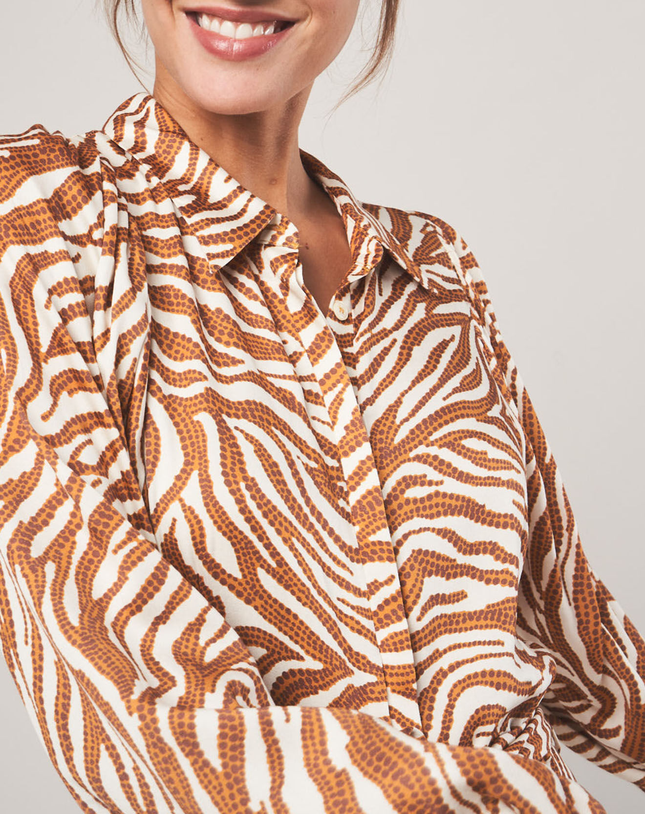 Stella Forest Robe chemise Lena à motifs ocre