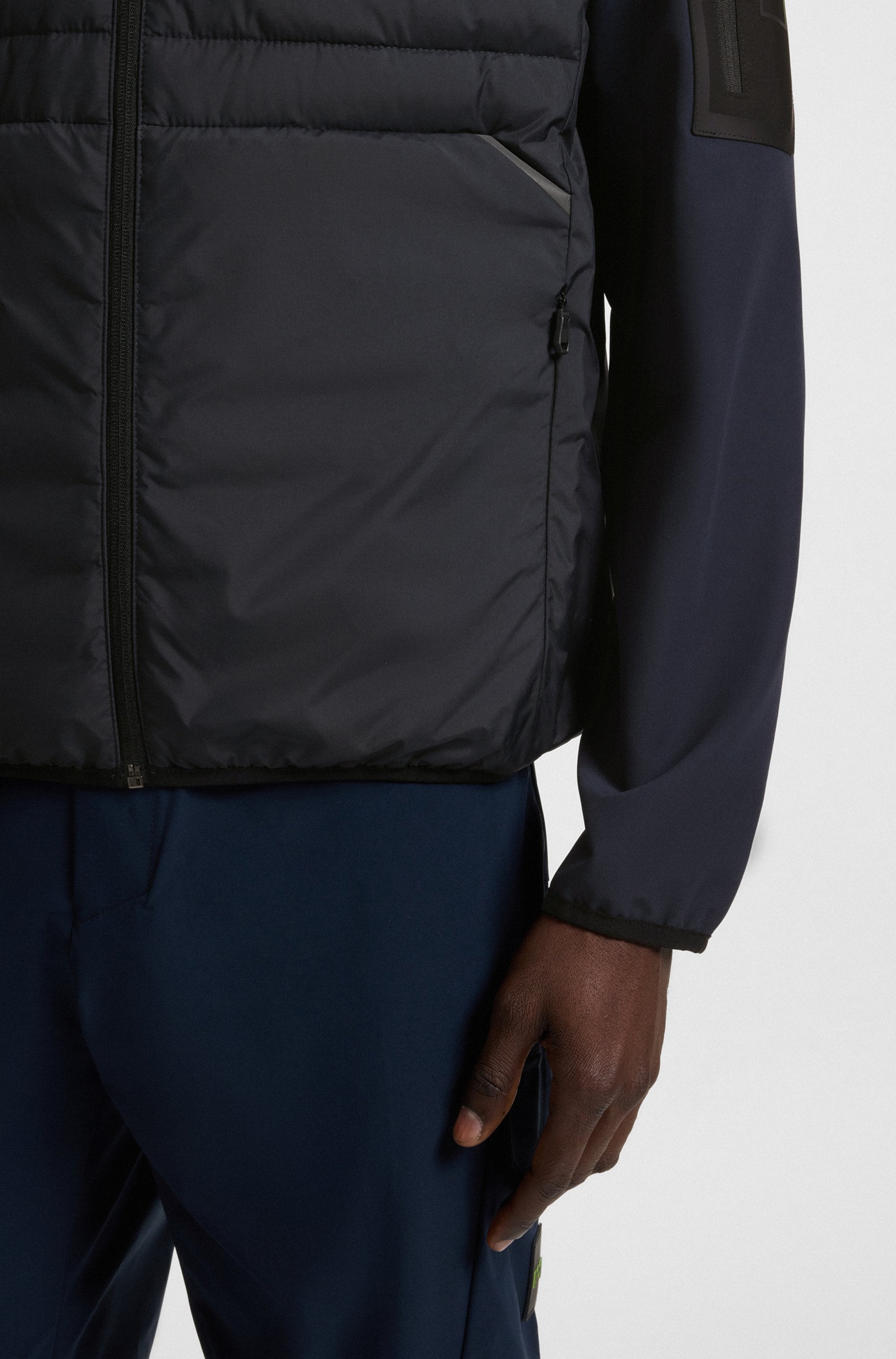 BOSS GREEN Outdoorjacke »J Urbanex Hybrid HD« mit Kapuze wasserabweisend Regenjacke mit soften Stretch-Einsätzen reflektierend