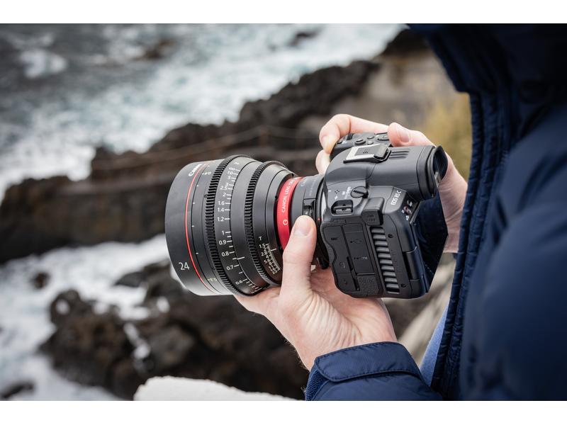 Canon Fotokamera EOS R5 C AV PRO CFexpress SE 512 GB Professionelle Systemkamera für Fotografen und Videoproduzenten mit CFexpress Typ B Speicherkarte