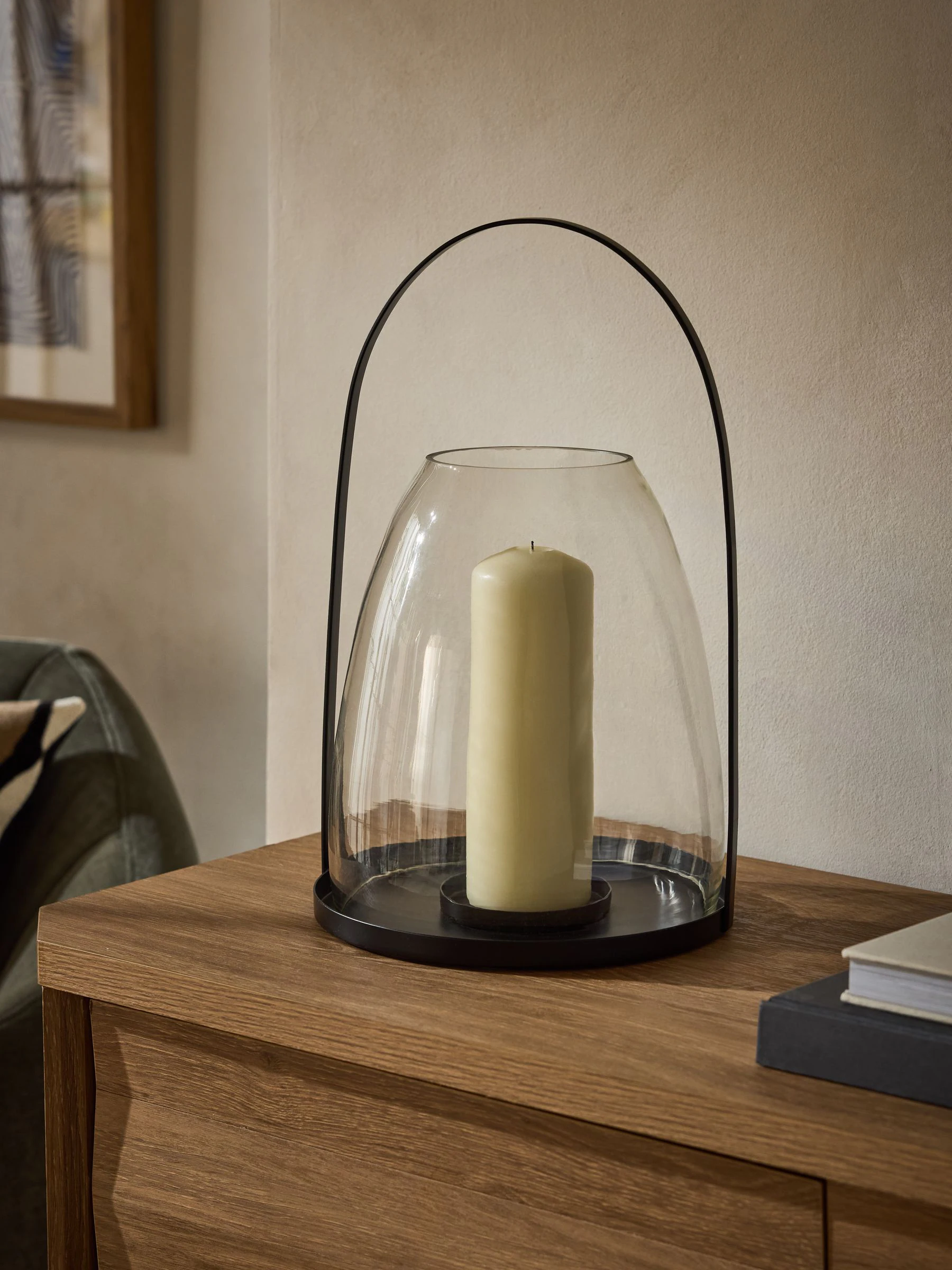Metal Curved Handle Lantern