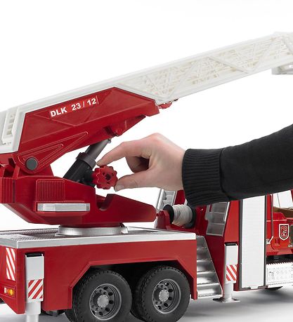 Bruder Bil - Mack  Grønite Brandbil m. Lys og Lyd - 02821