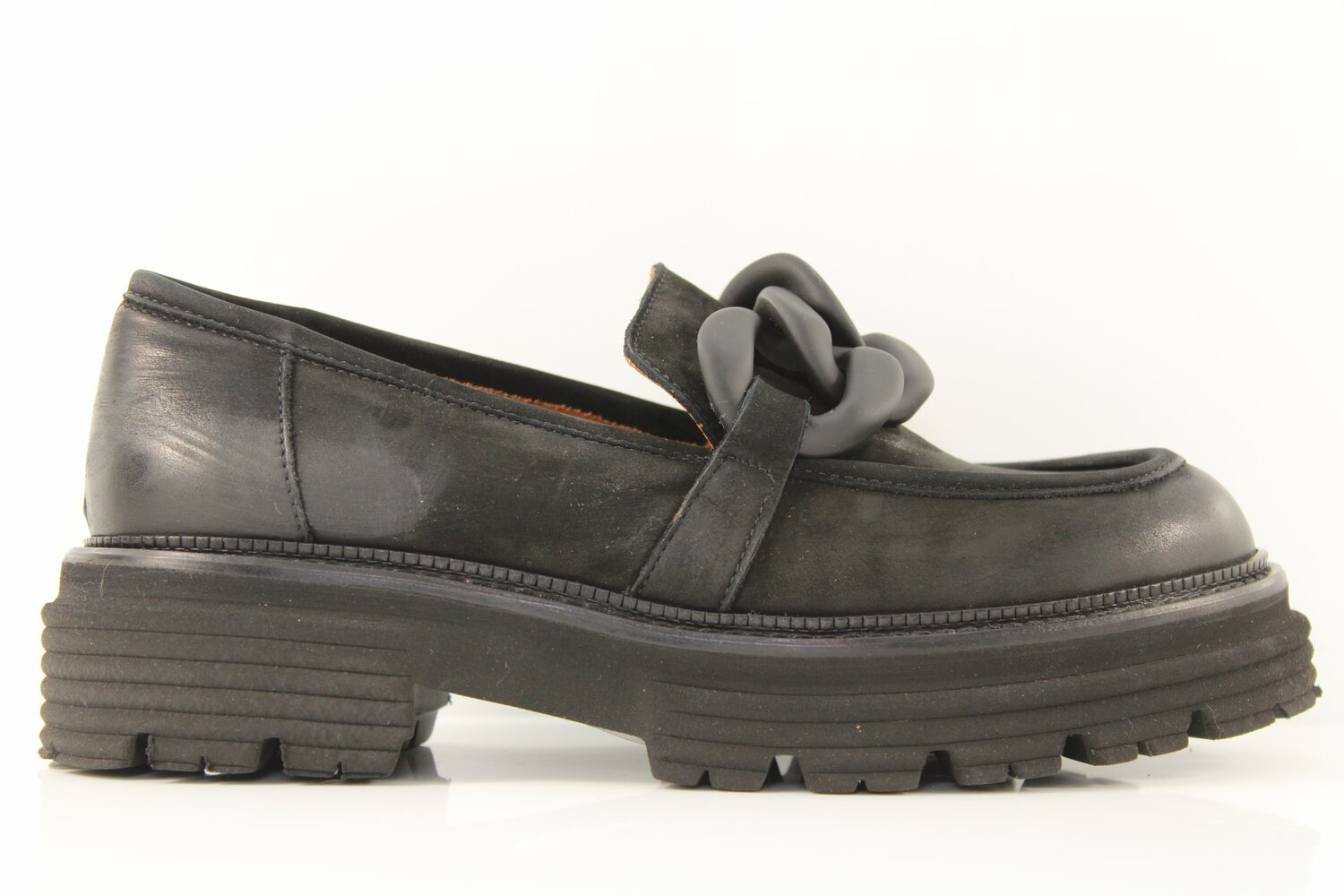 Thea Mika Slipper