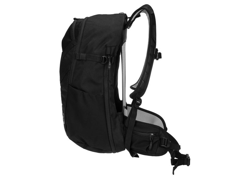 KOOR Wanderrucksack Pilloon 24   4 l, Schwarz Funktionaler und bequemer Bergrucksack für das ganze Jahr