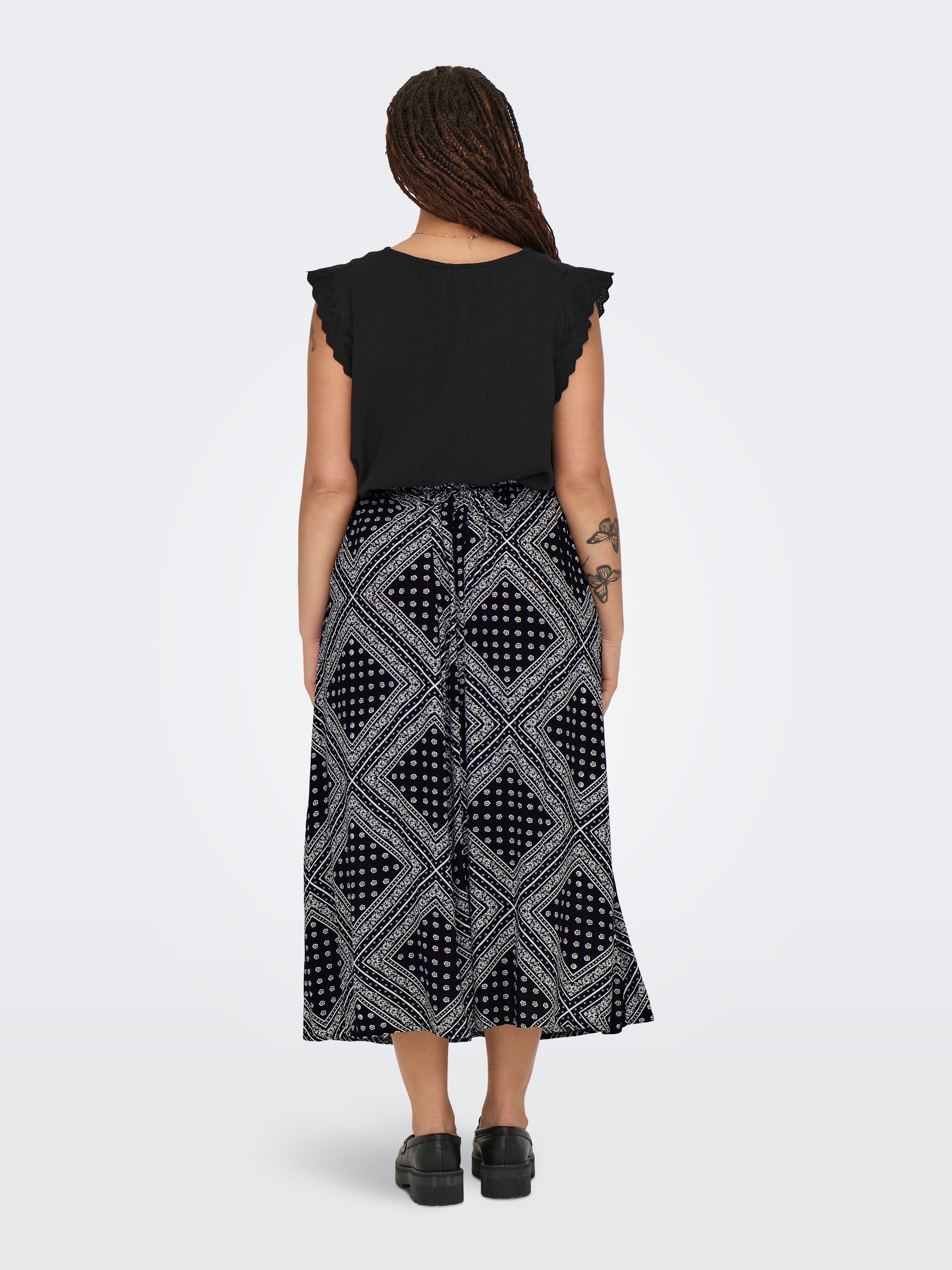 CARCHERRY Rock Black