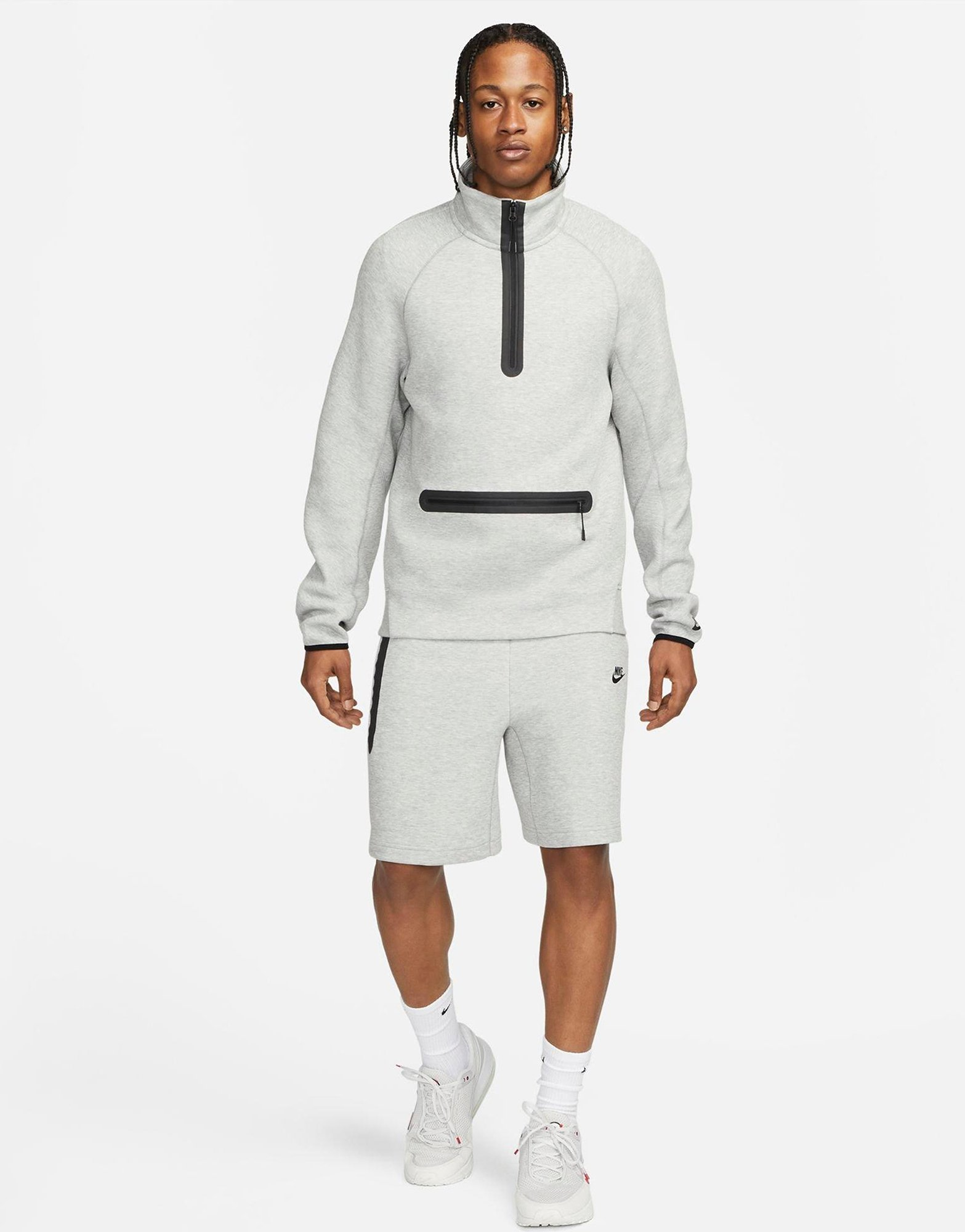 Nike TECH SHORT