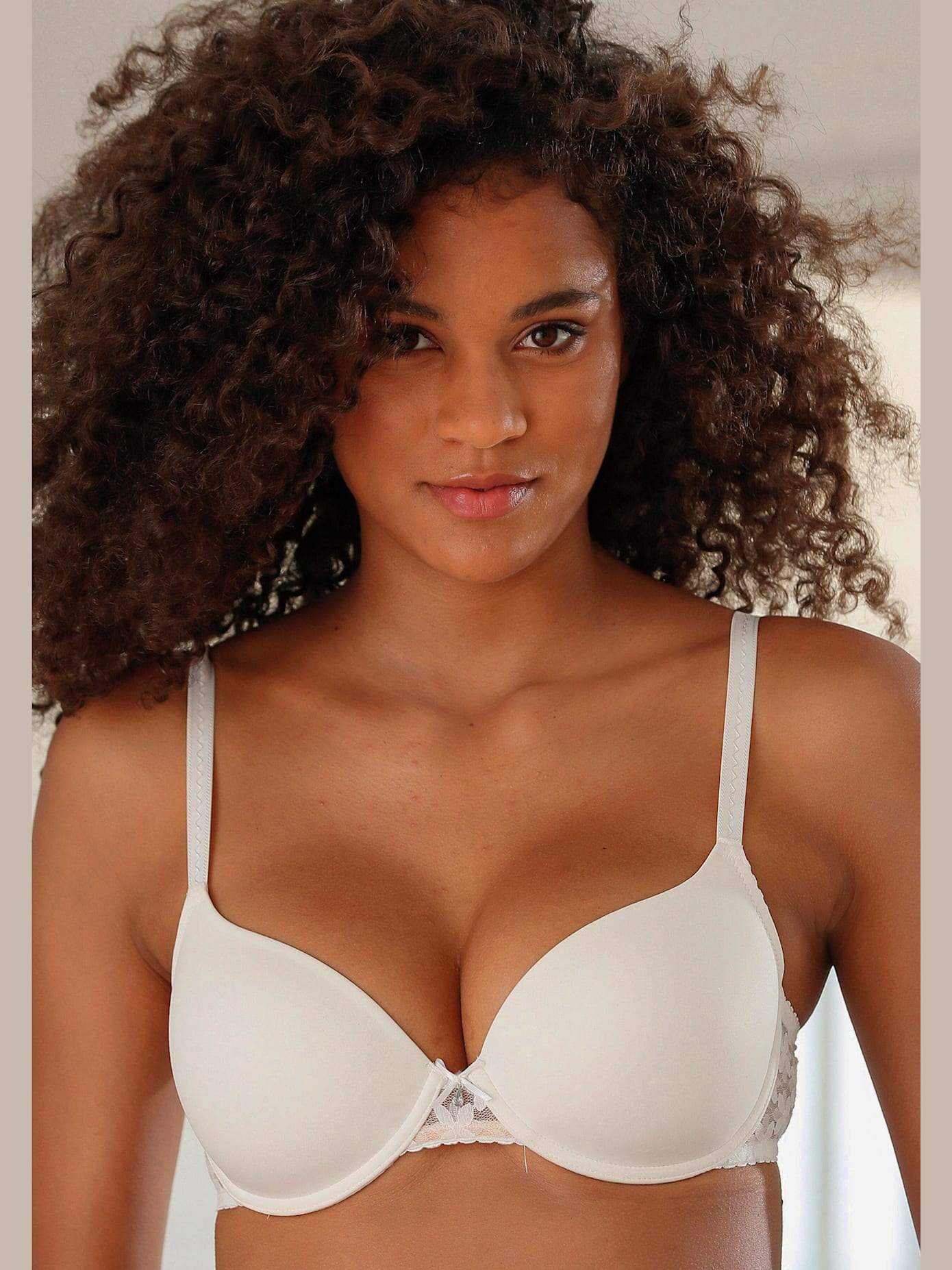Soutien-gorge coques soutien-gorge spécial t-shirt lascana, bonnets préformées sans couture