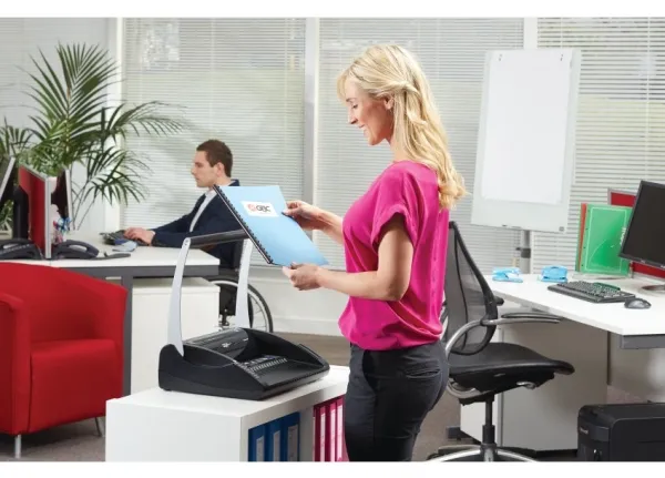 Indbindingsmaskine GBC CombBind® C200