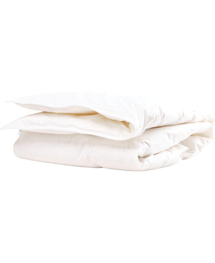 Magasin du Nord Collection WE LOVE TO CARE Moskusdun Baby dyne Let 70x100 cm. Hvid