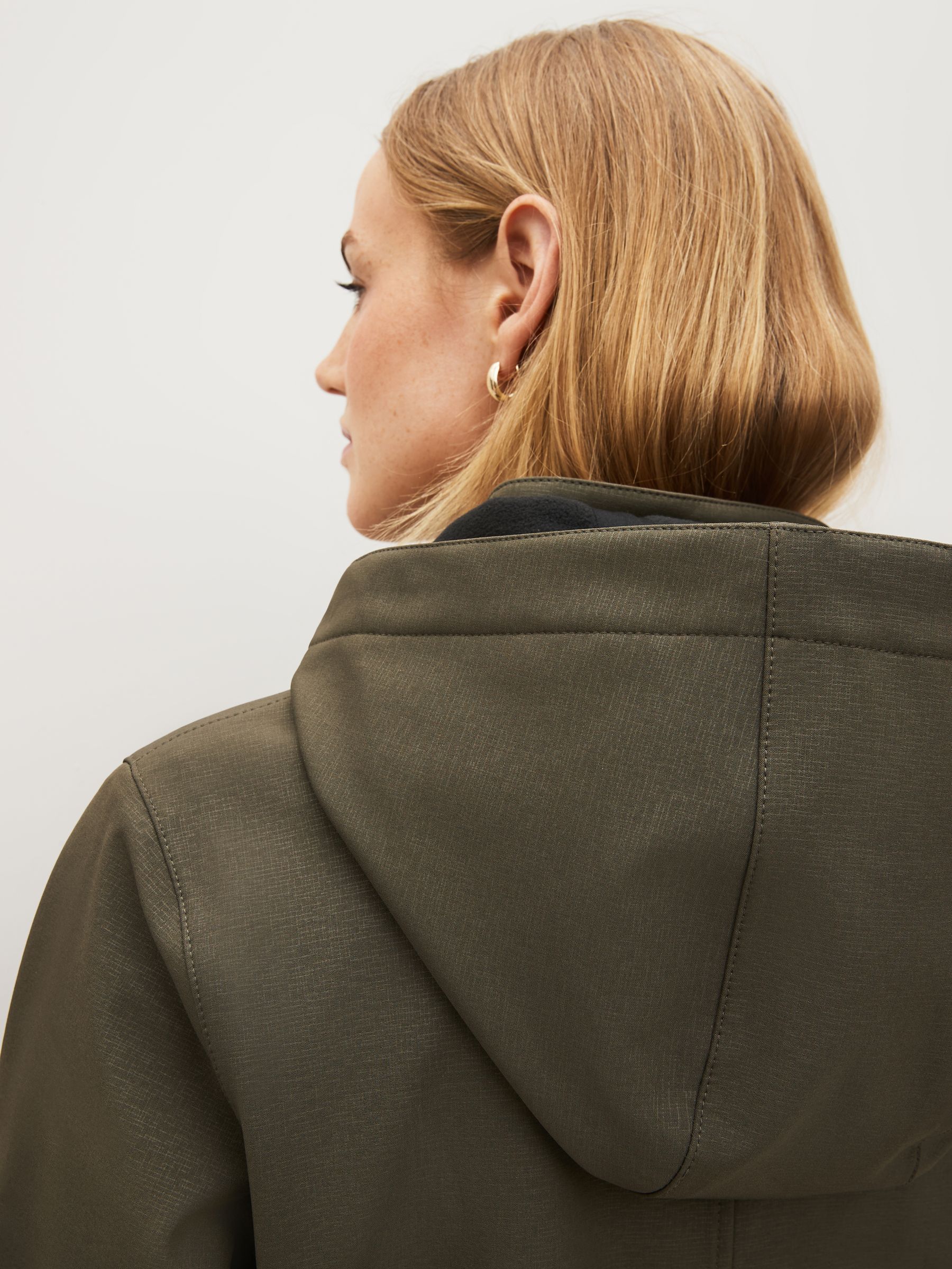 Groen - Ilse Jacobsen - Waterdichte A-lijn softshell regenjas