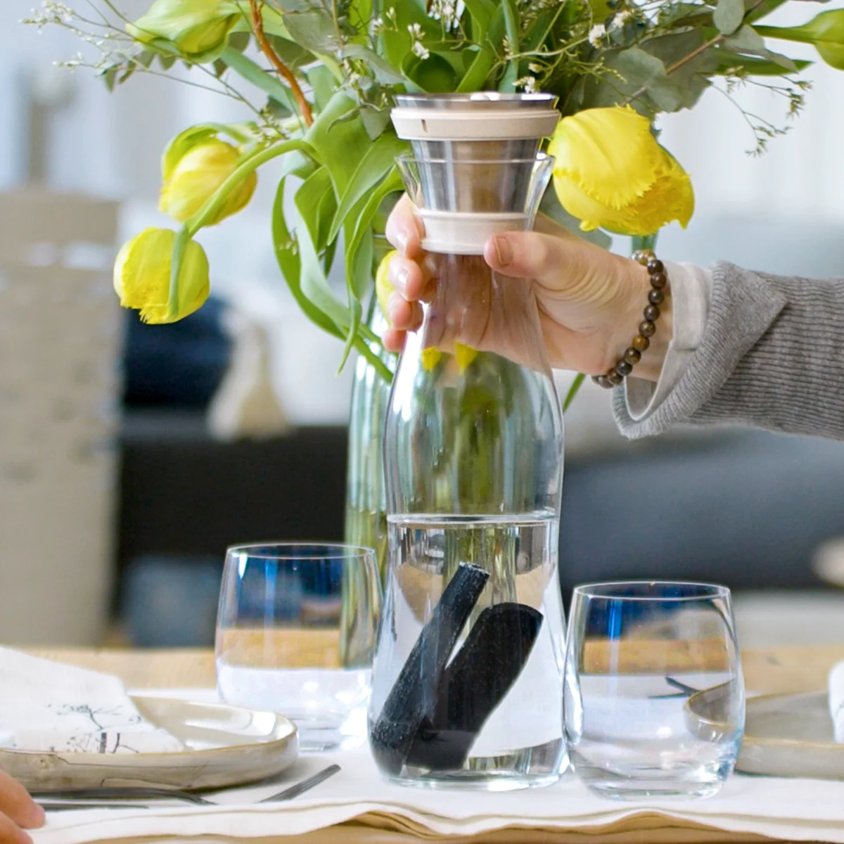 Carafe Filtrante en verre - suivi charbon actif - blanc - 1L