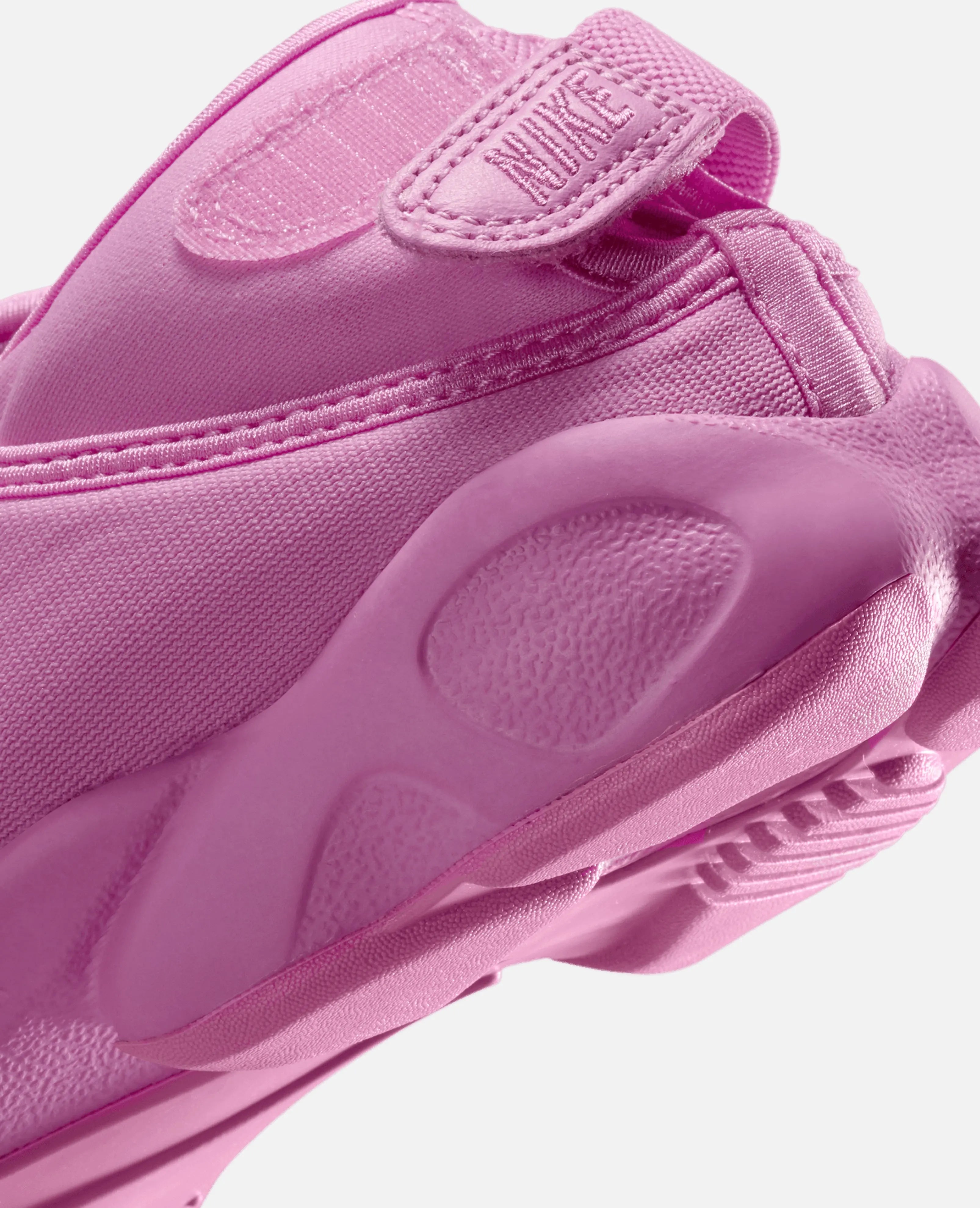WMNS Nike Air Rift (LT Magenta/Black)