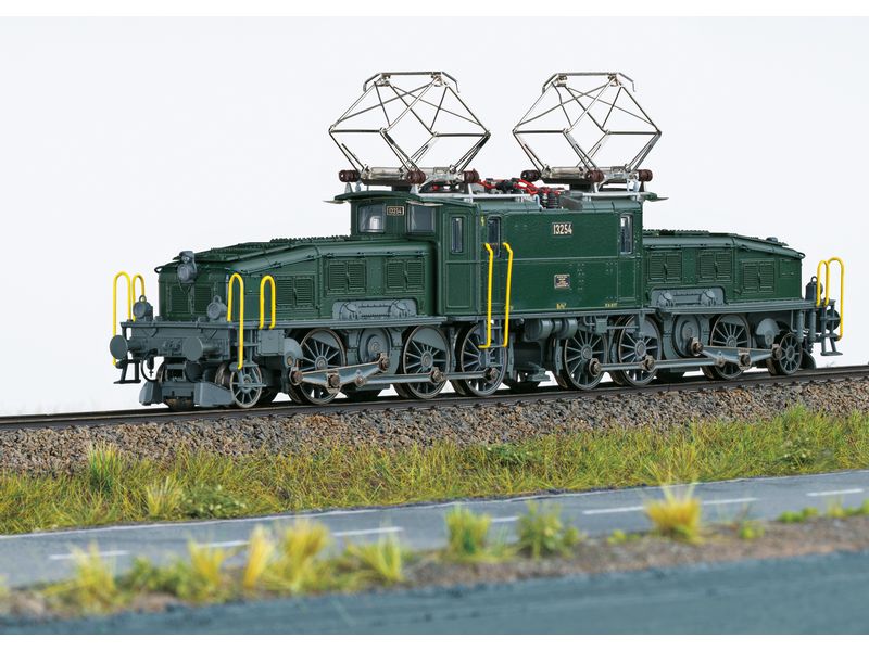 Trix Elektrolokomotive Be 6/8 II Krokodil SBB, H0, DC, III Elektrolokomotive Serie Be 6/8 II der Schweizerischen Bundesbahnen