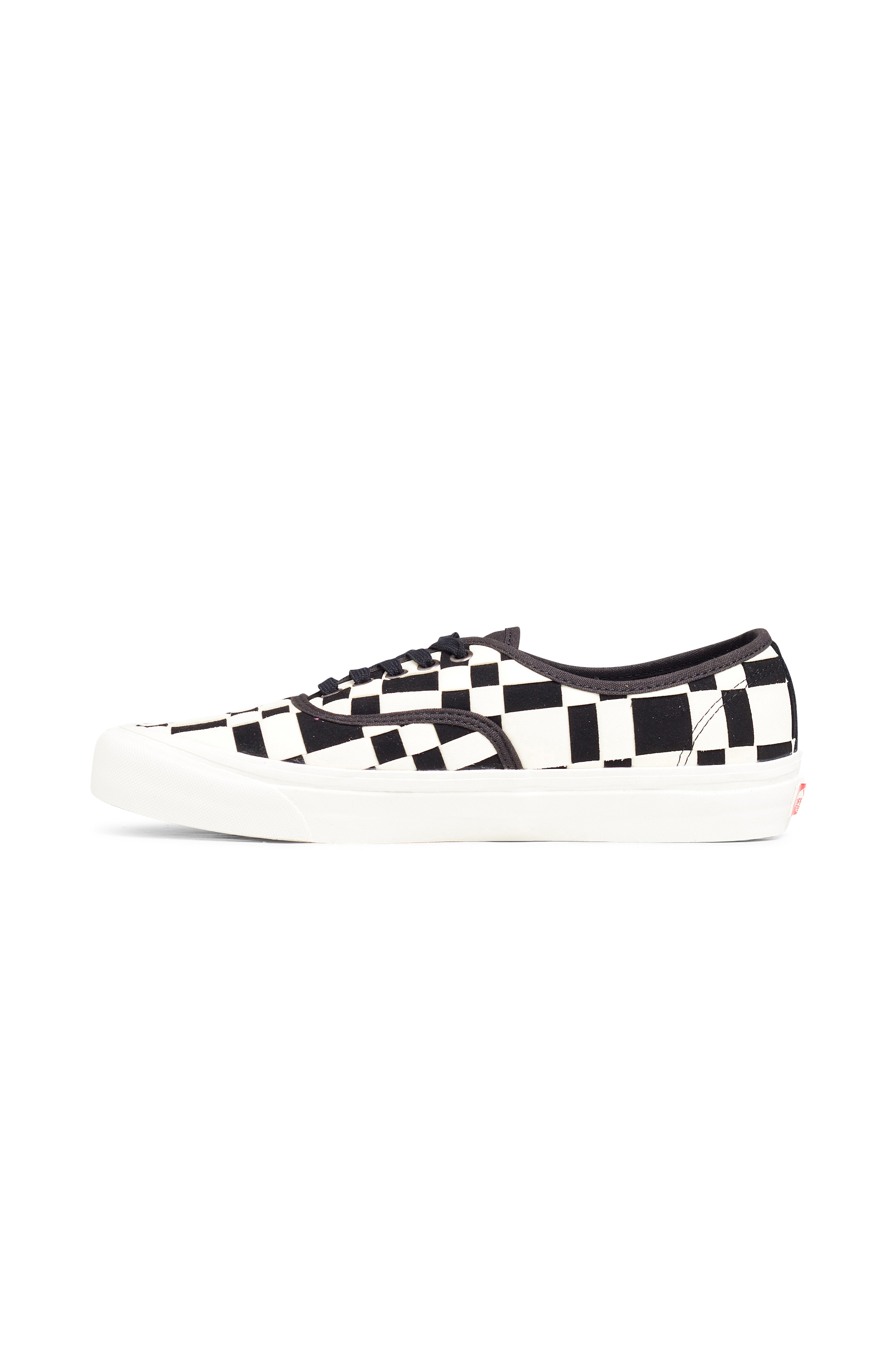 VANS Baskets UA Authentic 44 DX Noir