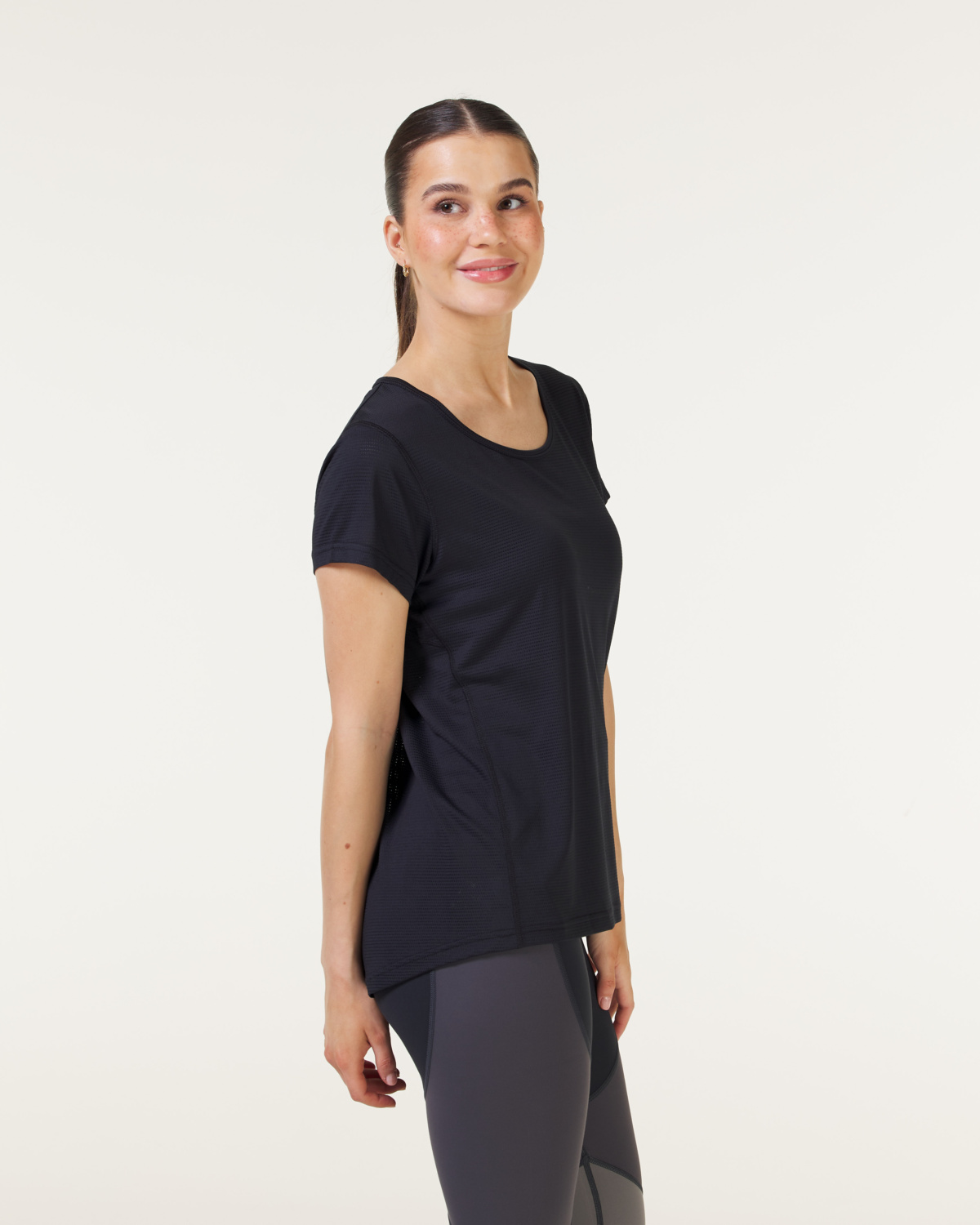 LEVITY Fast Track Tee Black