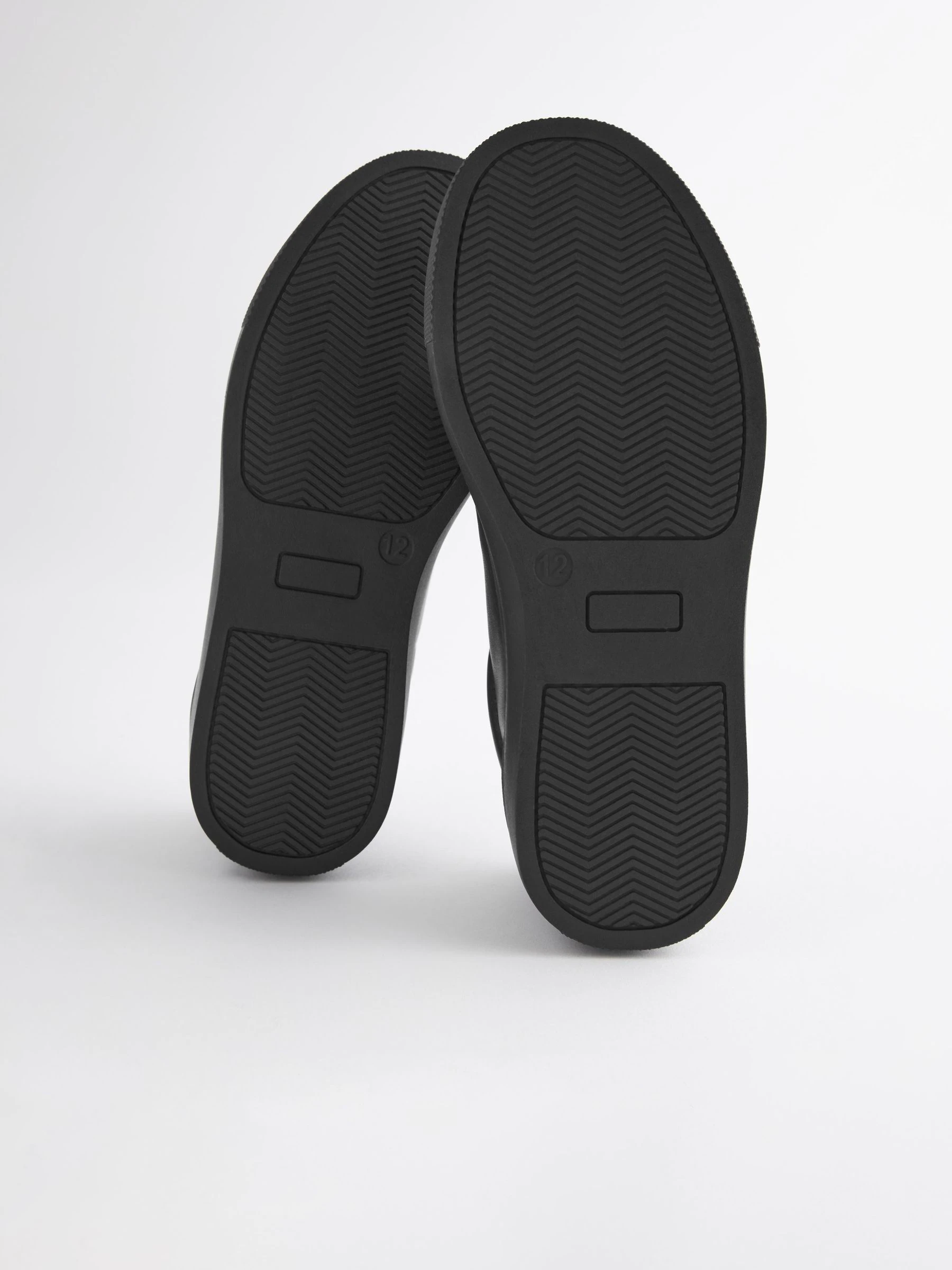 Zwart - Schoolschoenen met veters
