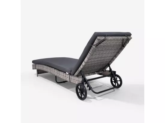 Chaise longue de jardin inclinable en rotin avec roues Cala Rossa
