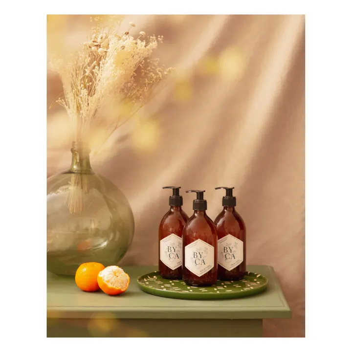 Byca Savon liquide exfoliant Bois de cadier - 480 ml