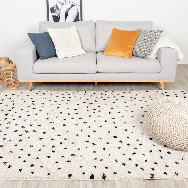 Hoogpolig vloerkleed - Grand Dots Creme/Zwart | Sfeer