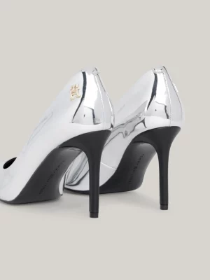 Sapatos de salto agulha metálicos com monograma TH da Tommy Hilfiger x Festive