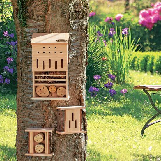 Hôtel à insectes, en bois Douglas: Tour 4 étages L21 x P12 x H38cm