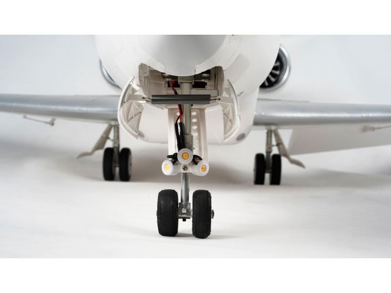 Amewi Business Jet AM650 1766 mm PNP Originalgetreuer Passagier Jet mit 2 Impeller