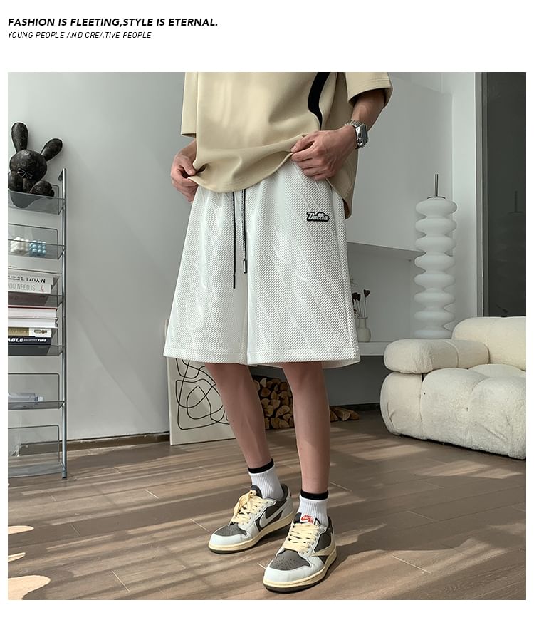 Priam - Mid Rise Plain Logo Shorts