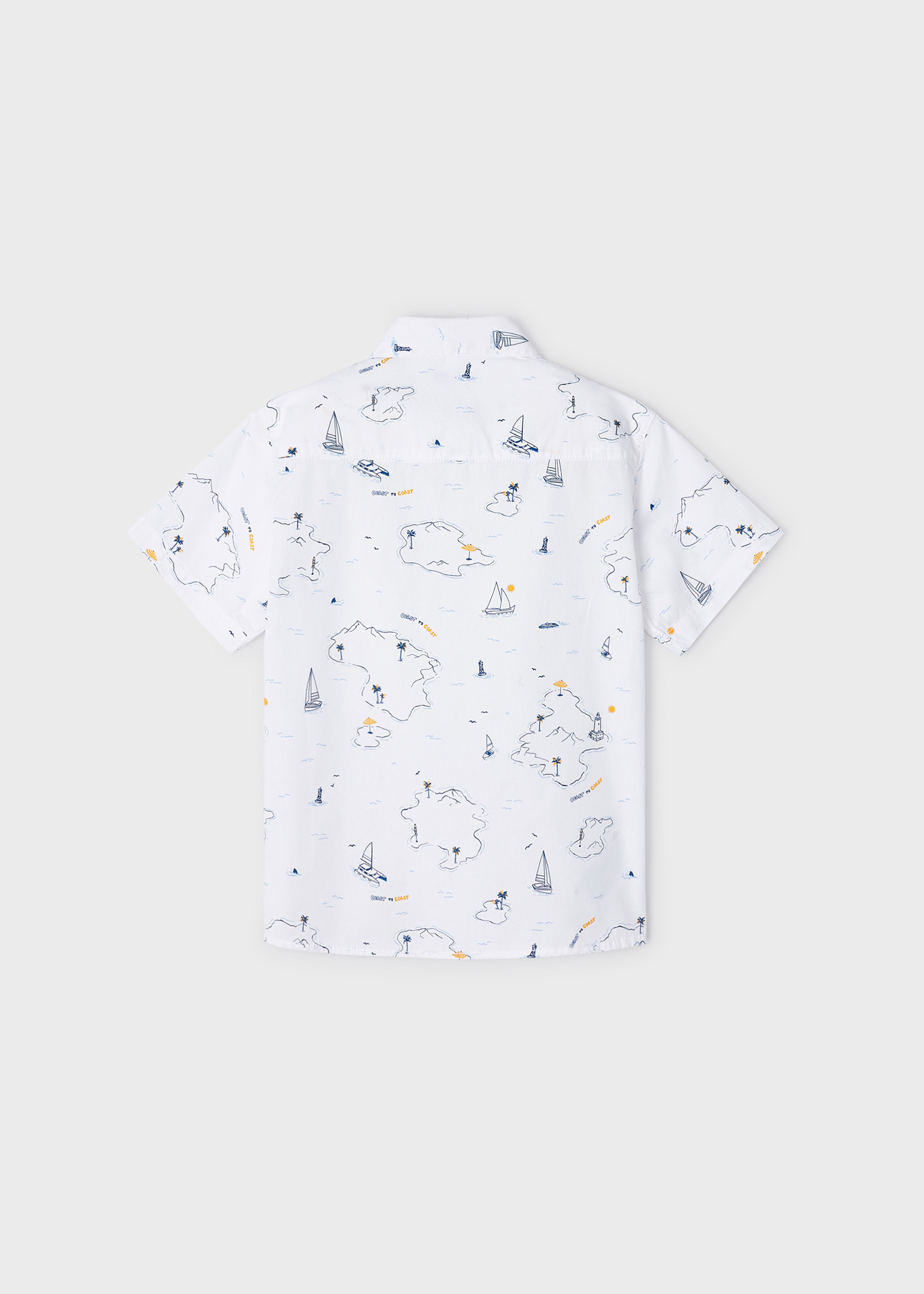 Camisa estampada de manga curta feita com algodão sustentável para meninos