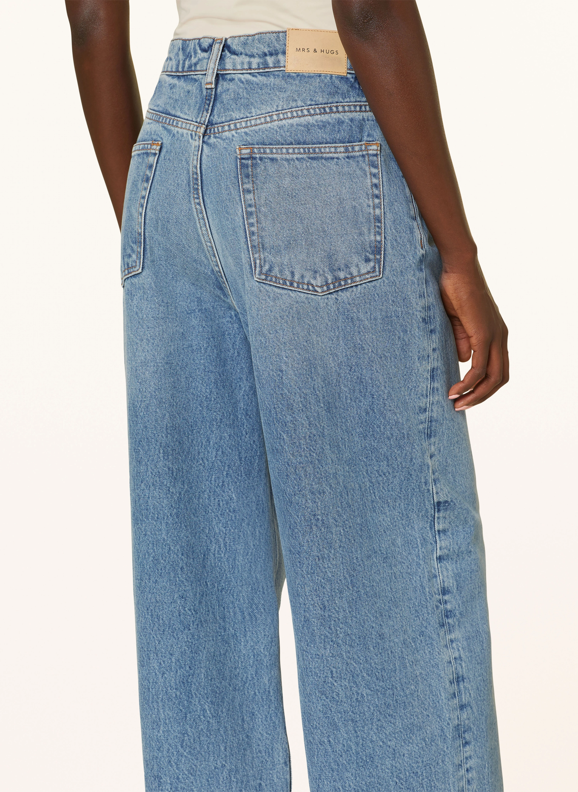 MRS & HUGS Straight Jeans