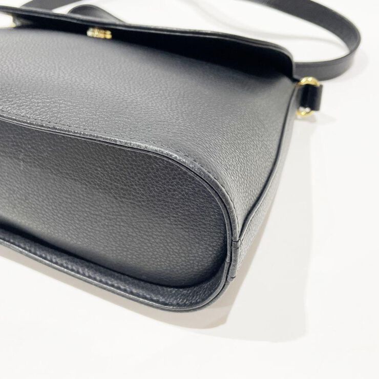 Yves Saint Laurent Vintage Yves Saint Laurent Crossbody Bag Black