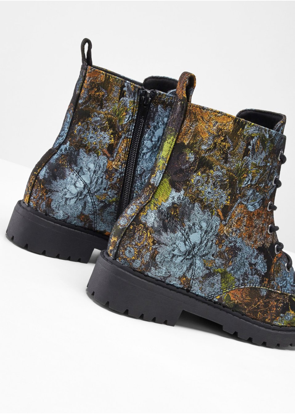 Boots à lacets