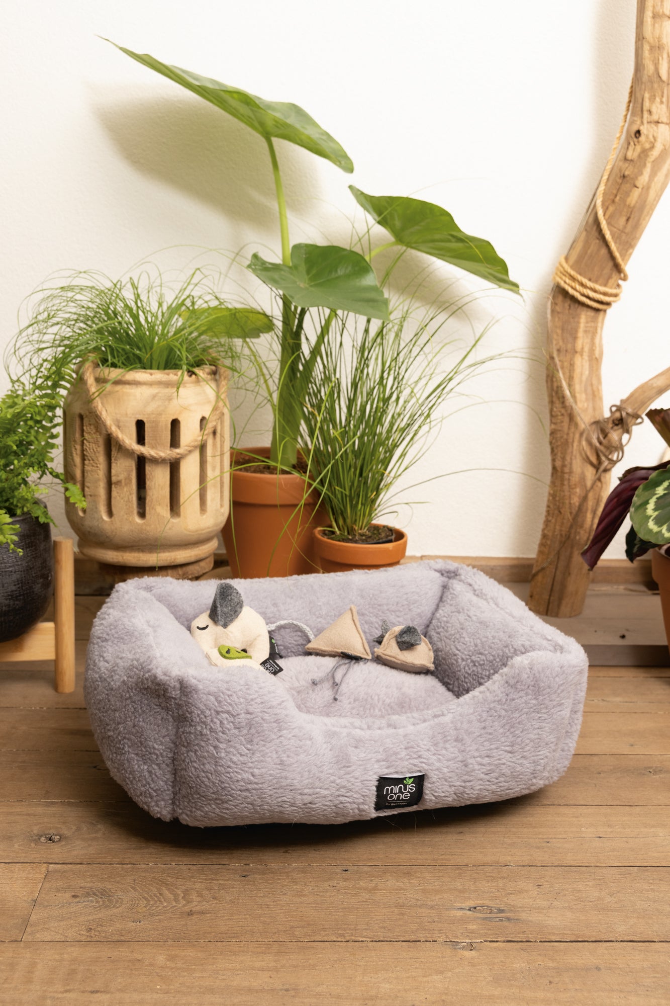 Beeztees kattenspeelgoed Minus One muis Luca 8 x 5 x 4 cm 2 stuks