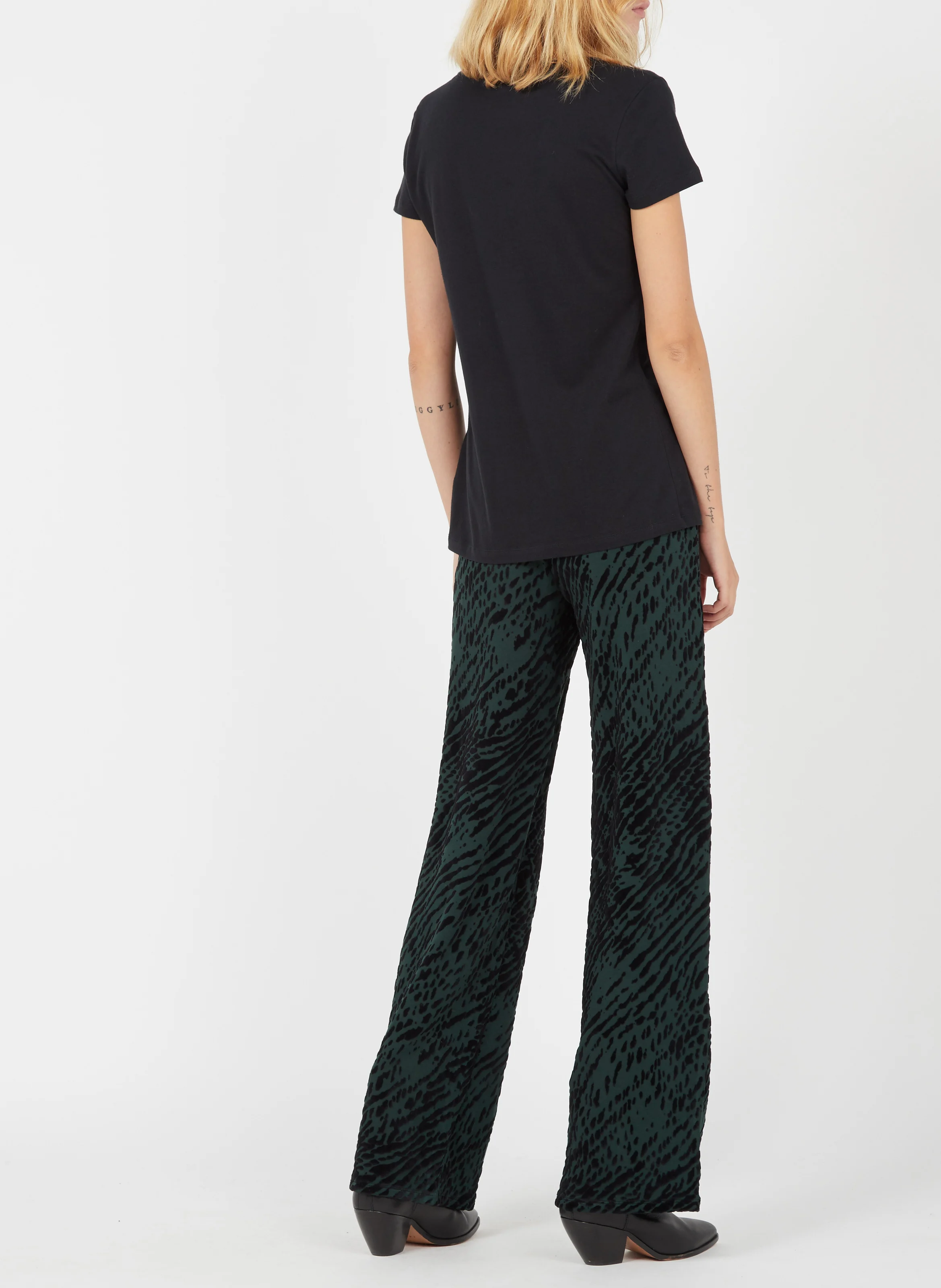 Tee-shirt col V en coton | Noir