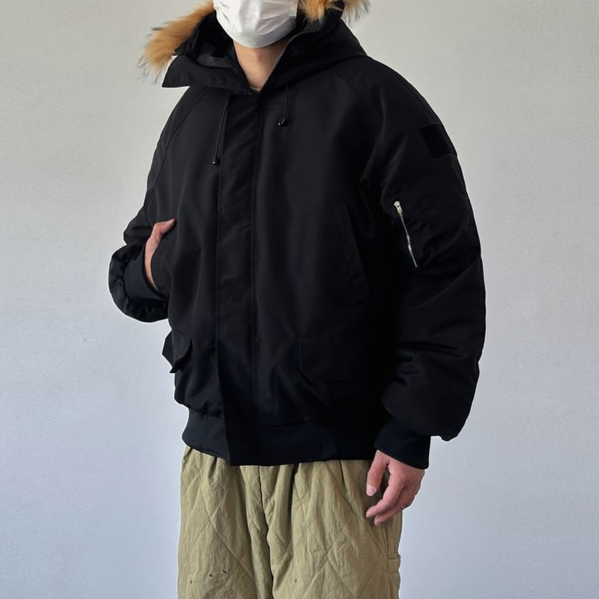 DragonRoad - Effen parka met capuchon en rits en pluizige bies