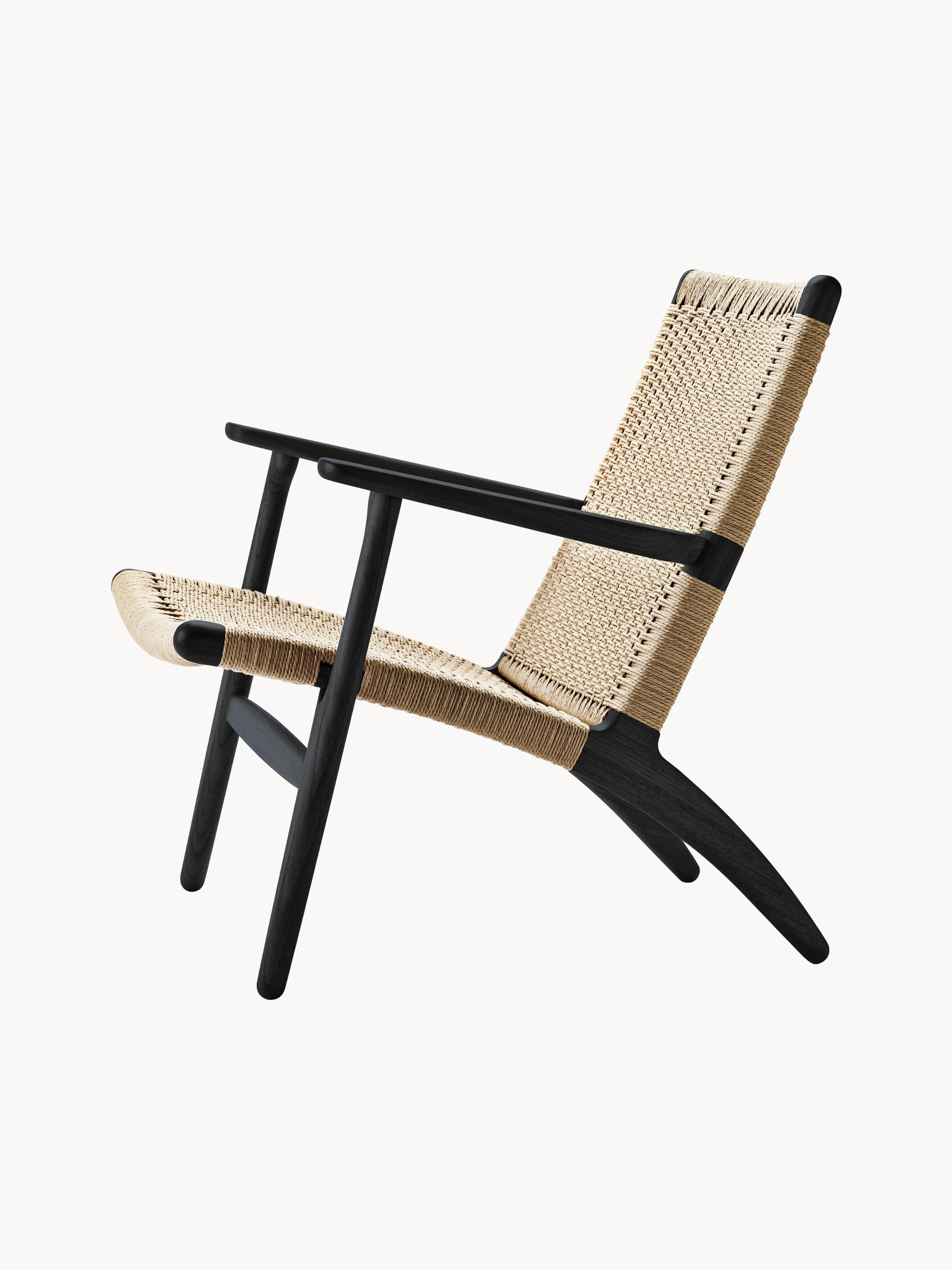 Loungefauteuil CH25 met handgevlochten zitvlak en rugleuning