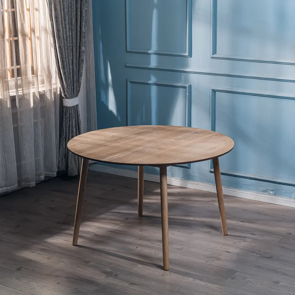Eettafel voor 6 personen van massief grenen D120