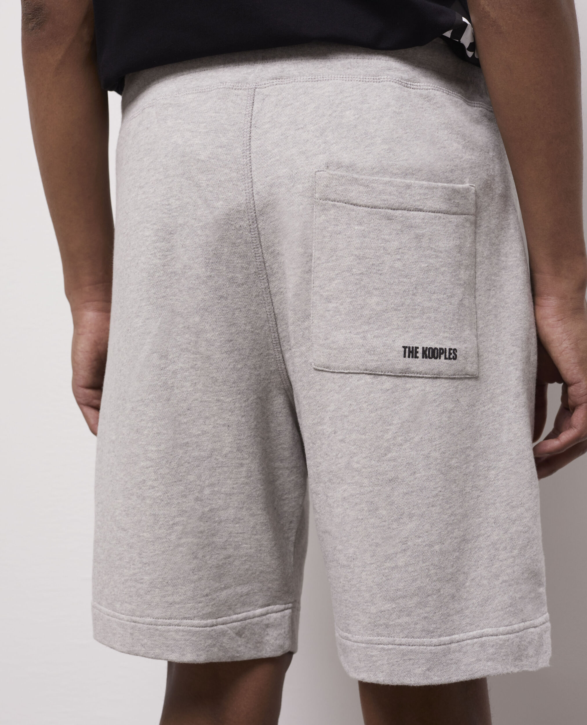 Short molletonné gris clair